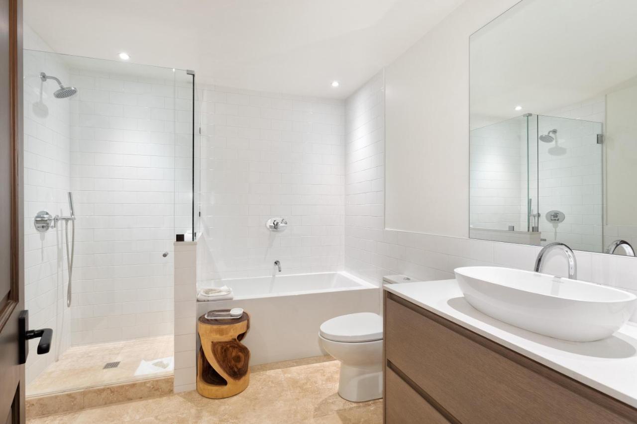 Holiday home Taluswood The Heights 13 | Luxury Mountainside Townhome: Access, Private Hot Tub, Views, Garage